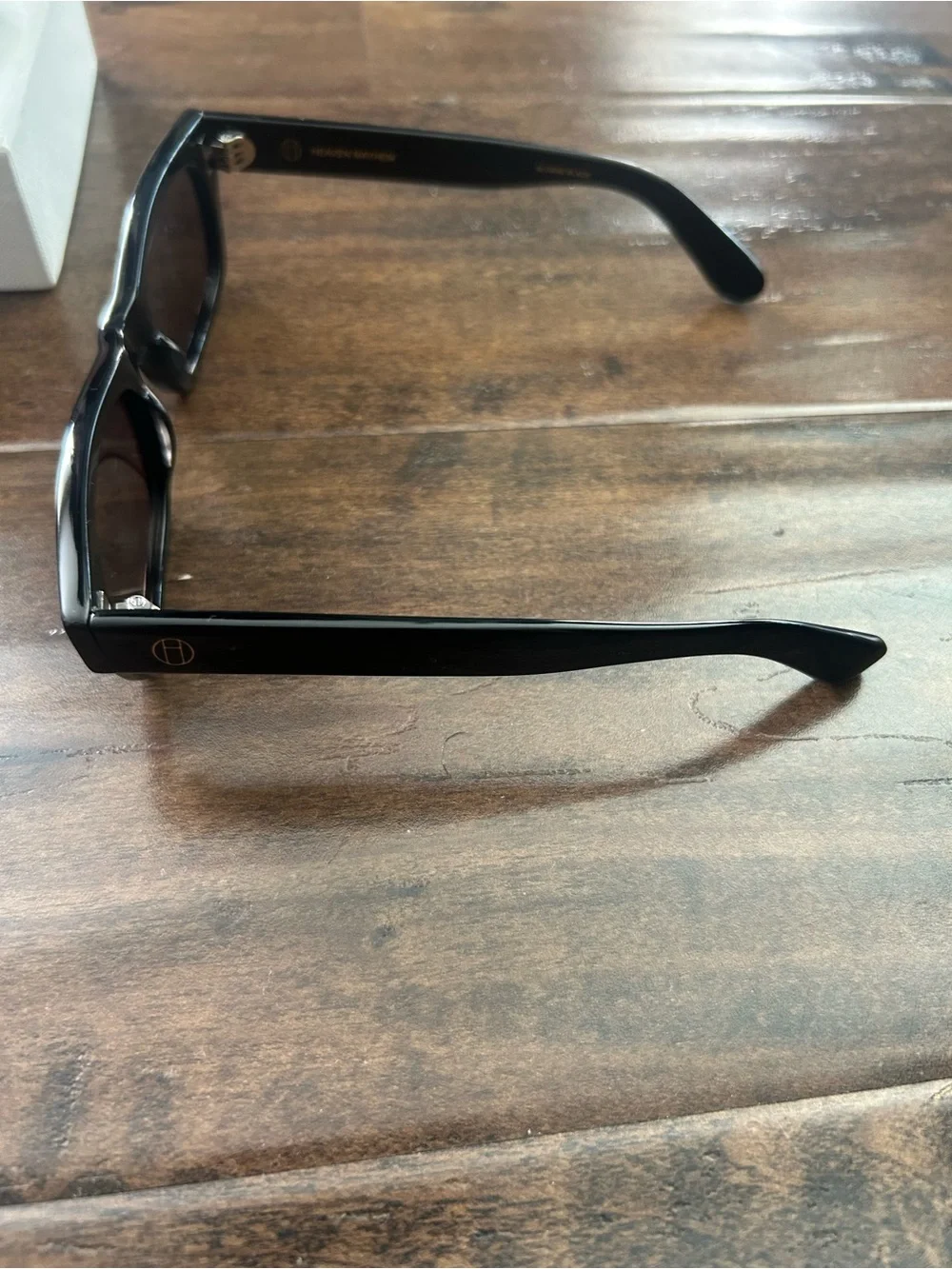 Heaven Mayhem Sloan Sunglasses - Picture 3 of 6